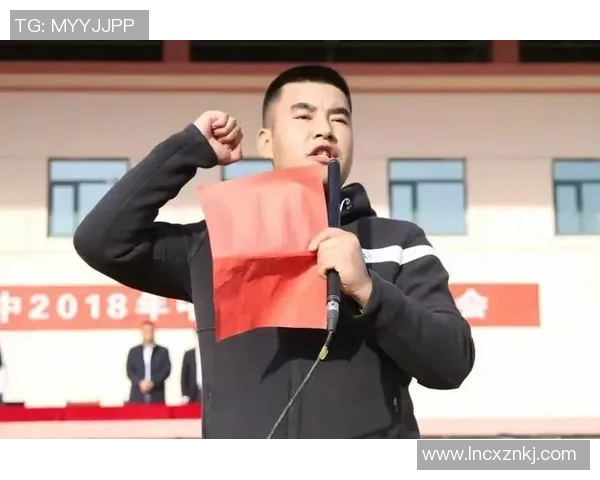 足球明星助力中考拼搏精神激励学子勇往直前追逐梦想 足球明星助力中考拼搏精神激励学子勇往直前追逐梦想